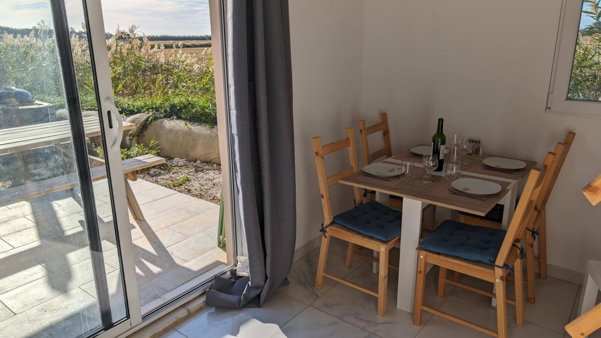 Appartement Au Coeur Des Rizieres ซาแลง-เดอ-ชิโรด์ ภายนอก รูปภาพ