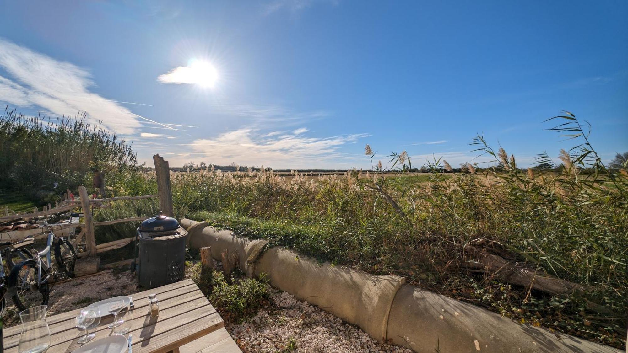 Appartement Au Coeur Des Rizieres ซาแลง-เดอ-ชิโรด์ ภายนอก รูปภาพ